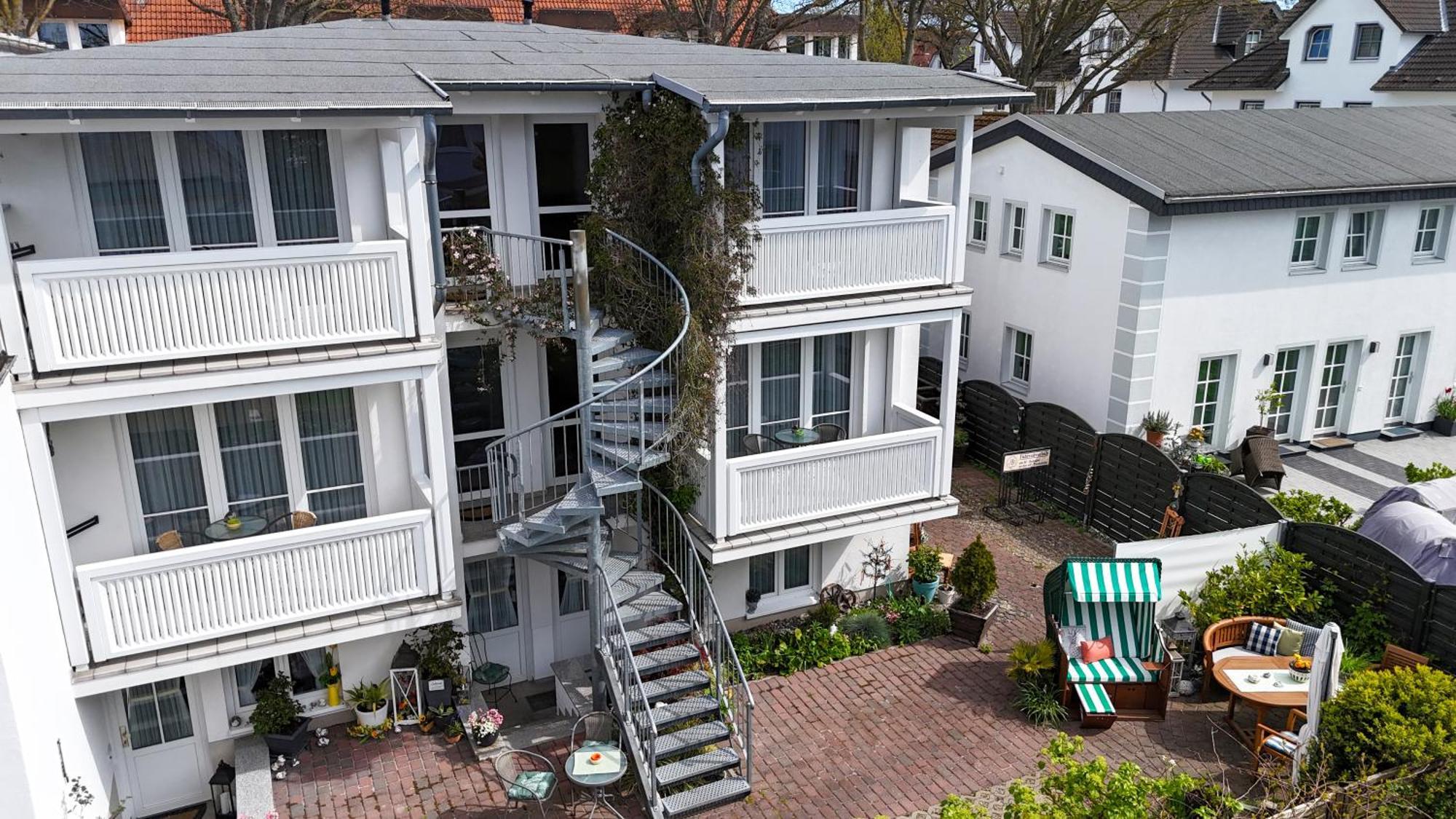 Haus Mozart Fewo Mit Balkon Binz Esterno foto